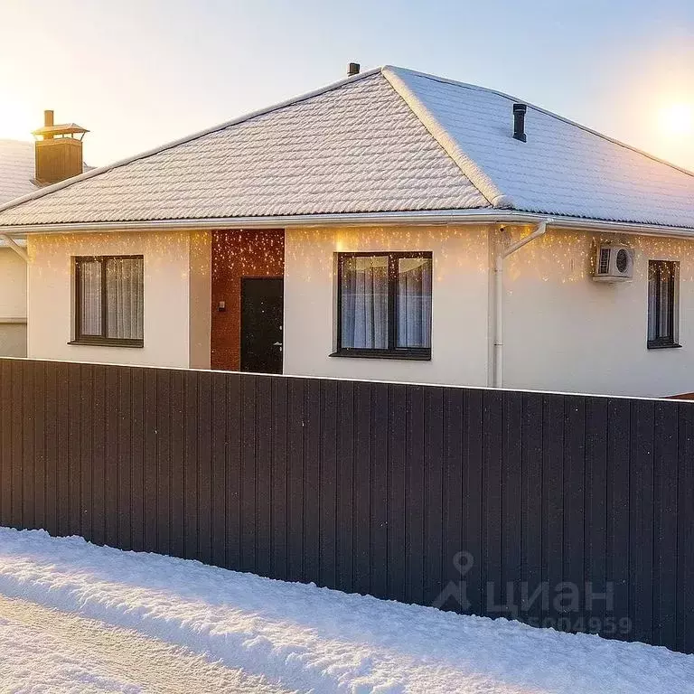 Дом в Самарская область, Ставропольский район, с. Подстепки ул. ... - Фото 1