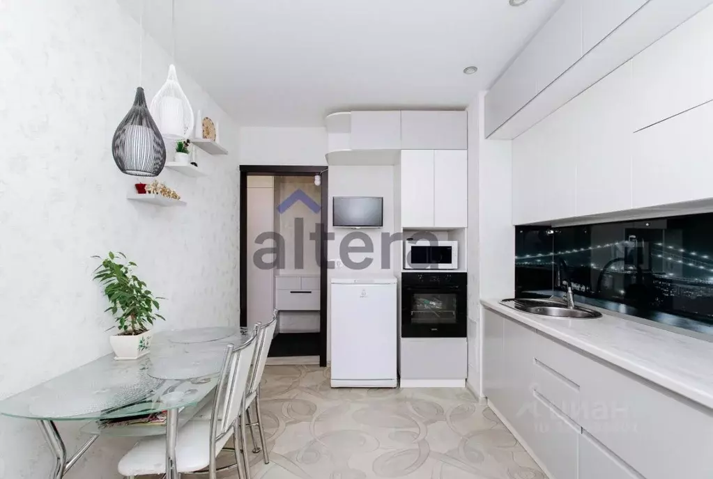 2-к кв. Татарстан, Казань ул. Ноксинский Спуск, 33 (51.4 м) - Фото 1