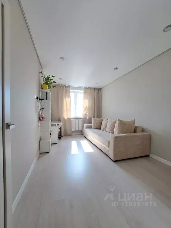 3-к кв. Калужская область, Калуга Хрустальная ул., 44к4 (90.0 м) - Фото 2