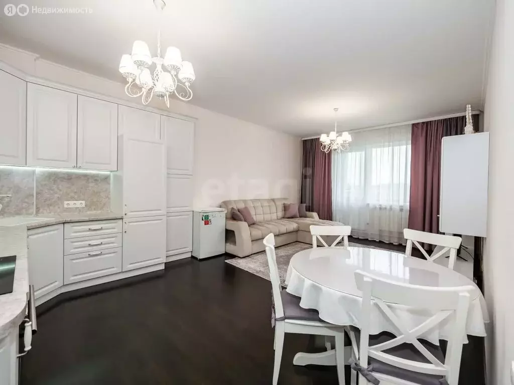 2-комнатная квартира: Октябрьский, Локтинская улица, 8/1 (57.2 м) - Фото 0