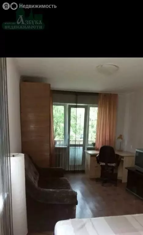 1-комнатная квартира: Смоленск, улица Попова, 10 (32 м) - Фото 1