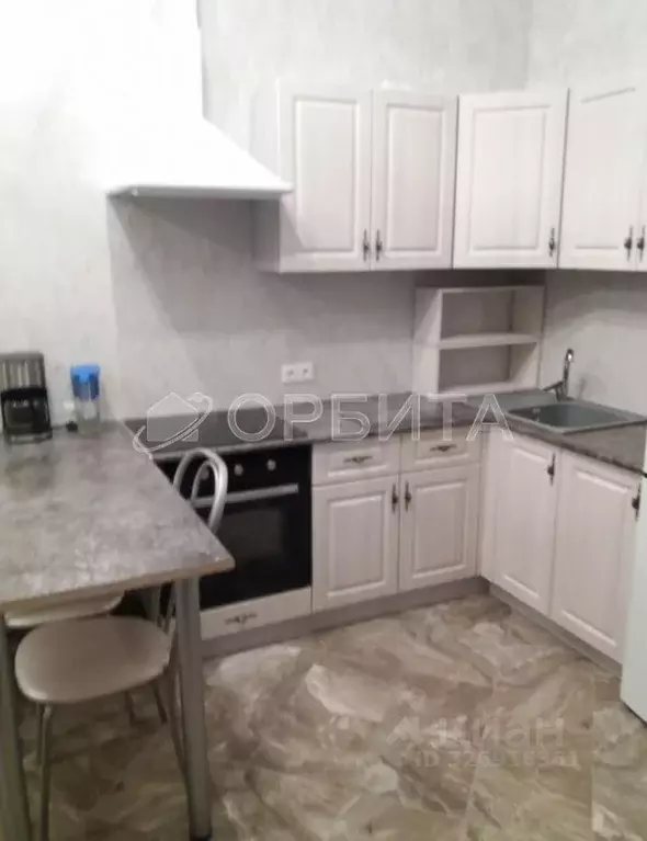 2-к кв. Тюменская область, Тюмень ул. Федюнинского, 62к2 (63.3 м) - Фото 1