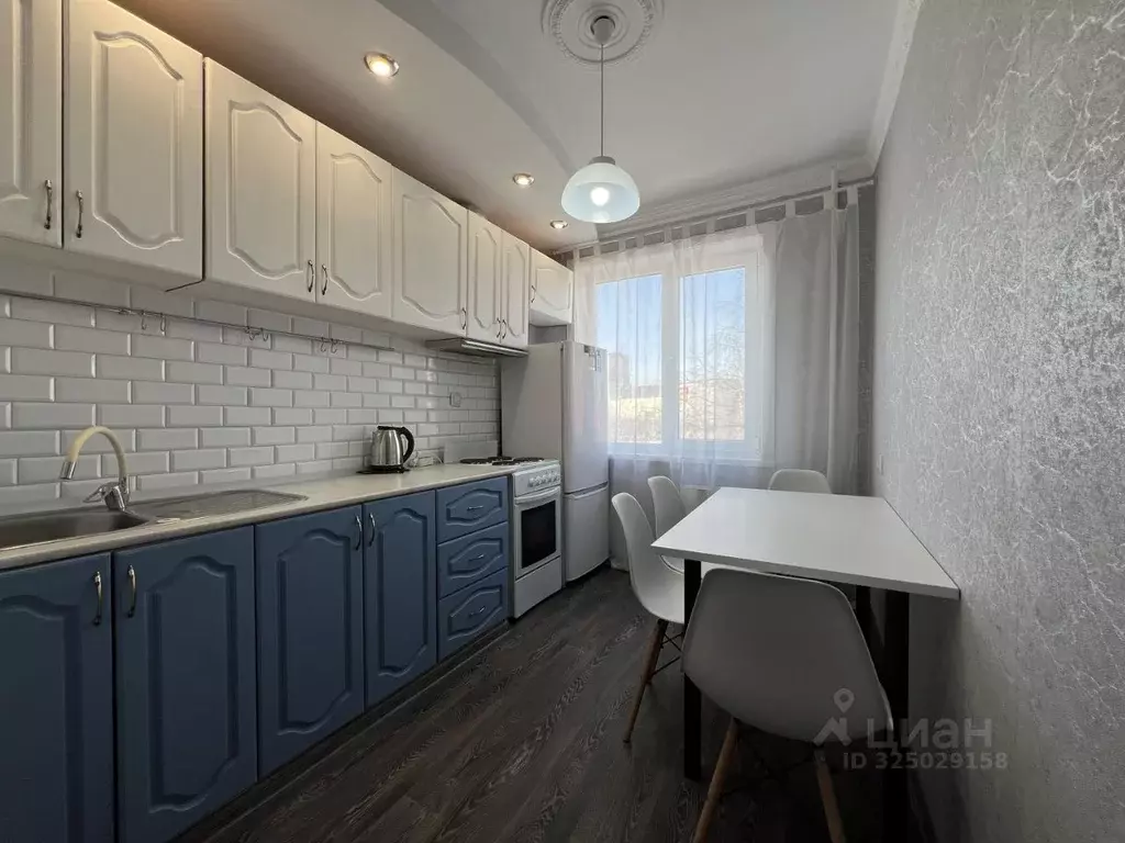 3-к кв. Новосибирская область, Новосибирск ул. Федосеева, 10 (60.0 м) - Фото 1