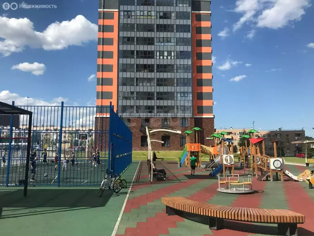 3-комнатная квартира: Волгоград, Родниковая улица, 66 (62.8 м) - Фото 0