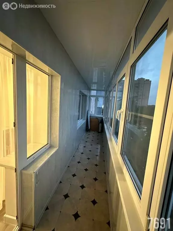 2-комнатная квартира: Аксай, улица Вартанова, 31 (60 м) - Фото 1