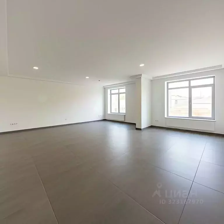 Помещение свободного назначения в Санкт-Петербург Старо-Петергофский ... - Фото 1