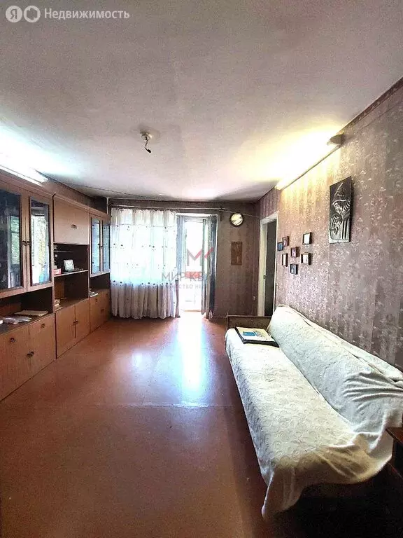 3-комнатная квартира: Кызыл, улица Кочетова, 97 (49.2 м) - Фото 1