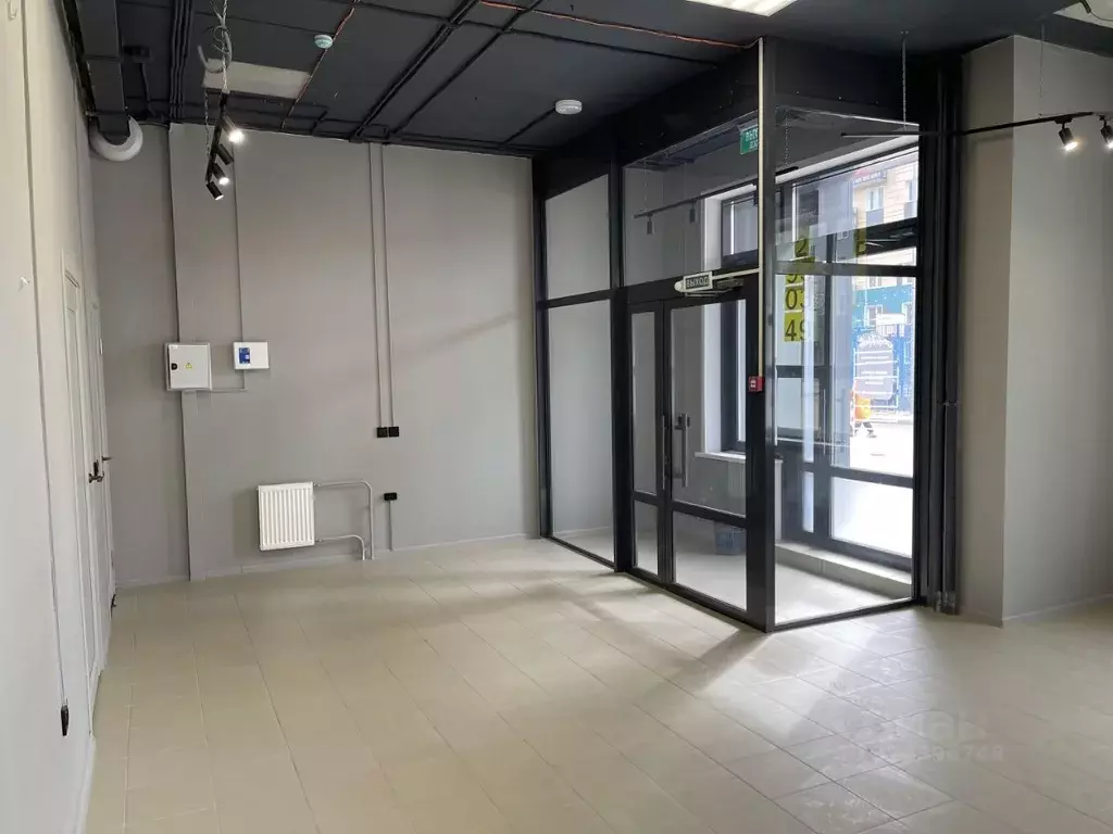 Помещение свободного назначения в Красноярский край, Красноярск ул. ... - Фото 1