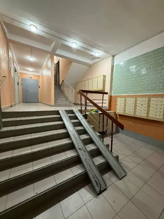 Продается 2-комнатная квартира - Фото 1