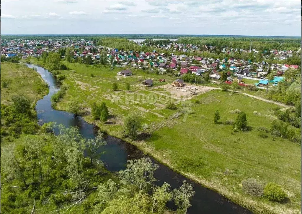 Участок в Новосибирская область, Новосибирский район, с. Кубовая ул. ... - Фото 0