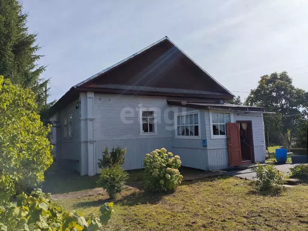 Дом в Ленинградская область, Волховский район, Пашское с/пос, д. ... - Фото 1