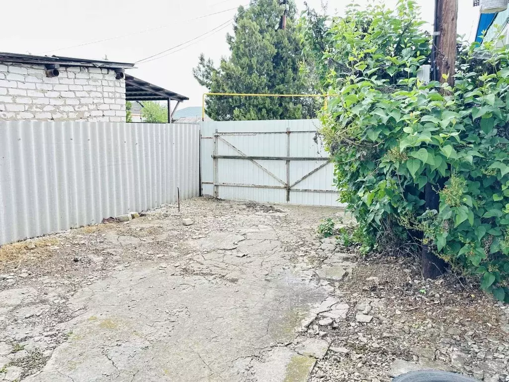 Дом в Волгоградская область, Среднеахтубинский район, Фрунзенское ... - Фото 1