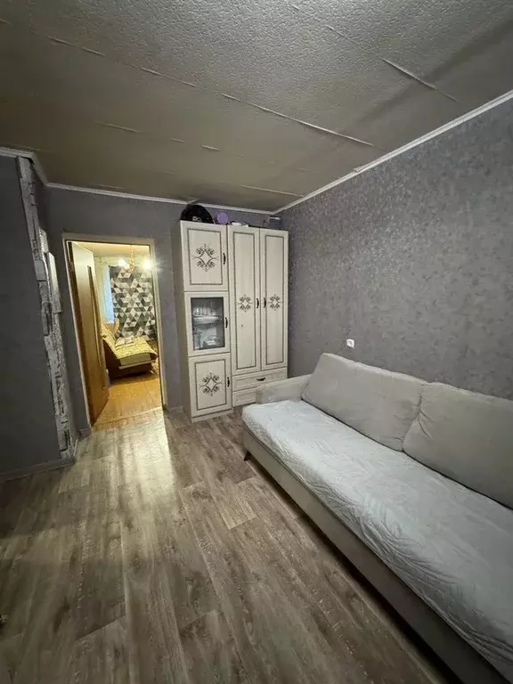 2-к кв. Псковская область, Великие Луки Октябрьский просп., 10к1 (44.0 ... - Фото 2