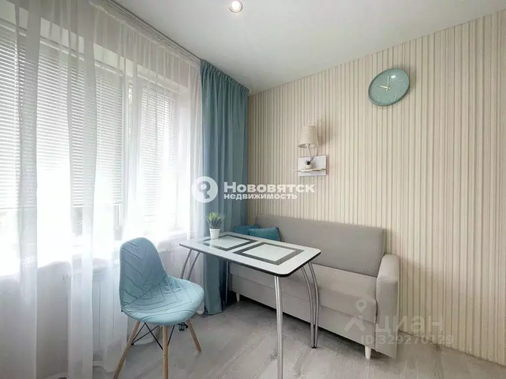 3-к кв. Кировская область, Киров Радужный мкр, просп. Строителей, 13 ... - Фото 1