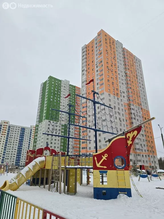 2-комнатная квартира: Уфа, улица Лётчика Кобелева, 3/1 (49.5 м) - Фото 2