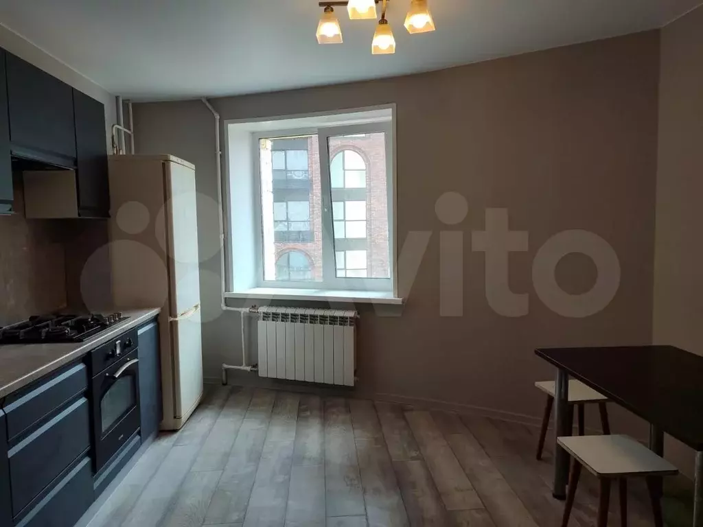 1-к. квартира, 41 м, 7/10 эт. - Фото 1