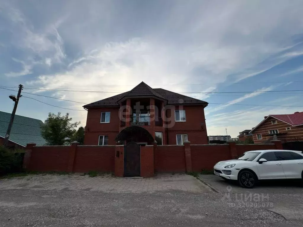 Дом в Пермский край, Пермь ул. 2-я Новгородская, 109 (300 м) - Фото 0