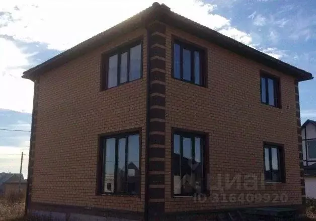 Коттедж в Белгородская область, Белгород Юго-Западный-2.2 мкр, пер. ... - Фото 2