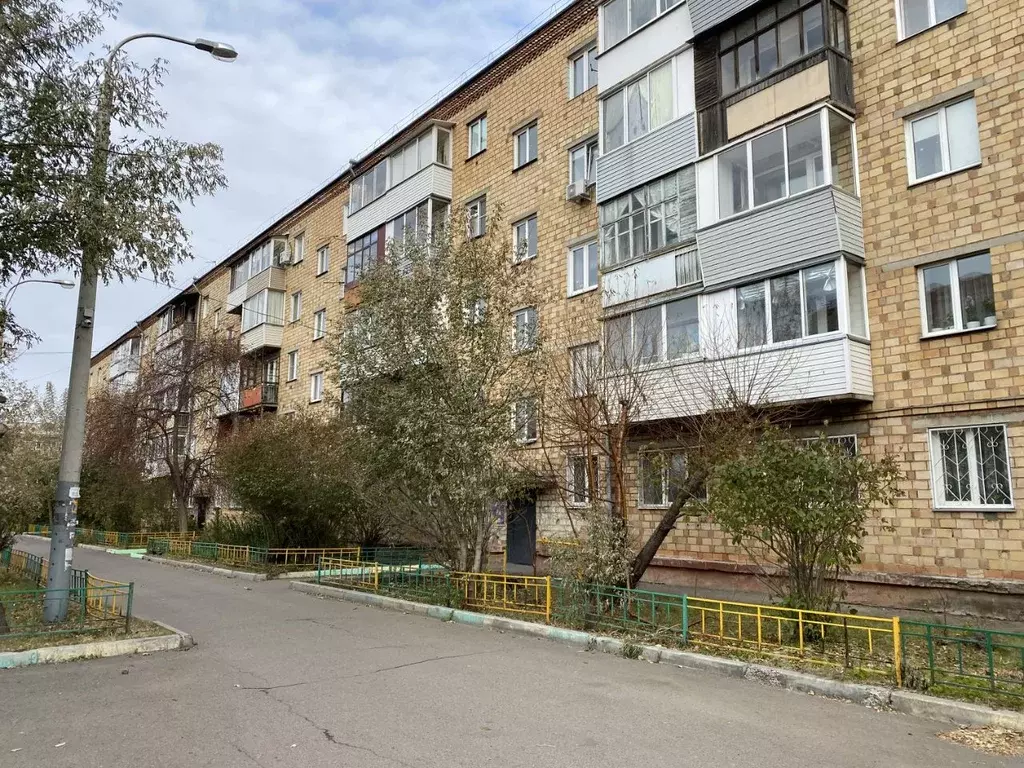 2-к кв. Красноярский край, Красноярск Свердловская ул., 47 (47.6 м) - Фото 1