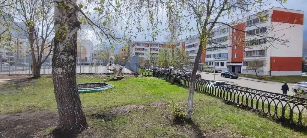 2-к кв. Татарстан, Набережные Челны ул. Шамиля Усманова, 46 (54.5 м) - Фото 2