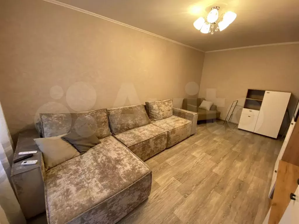 2-к. квартира, 50 м, 4/9 эт. - Фото 1