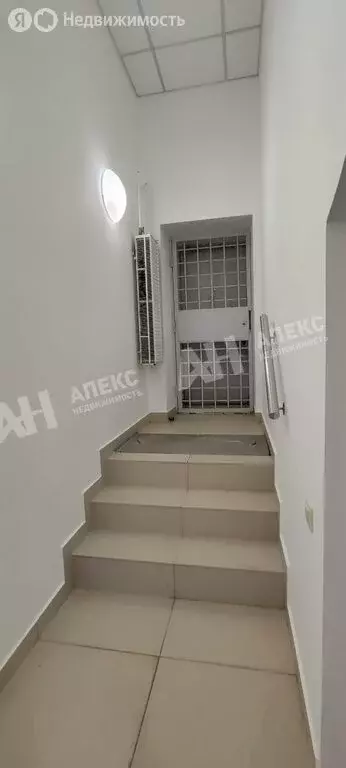 Офис (524 м) - Фото 1