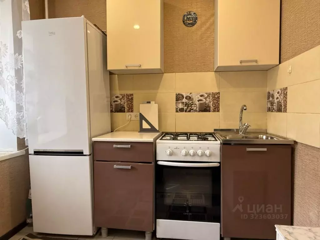 1-к кв. Саратовская область, Энгельс Одесская ул., 5 (33.0 м) - Фото 0