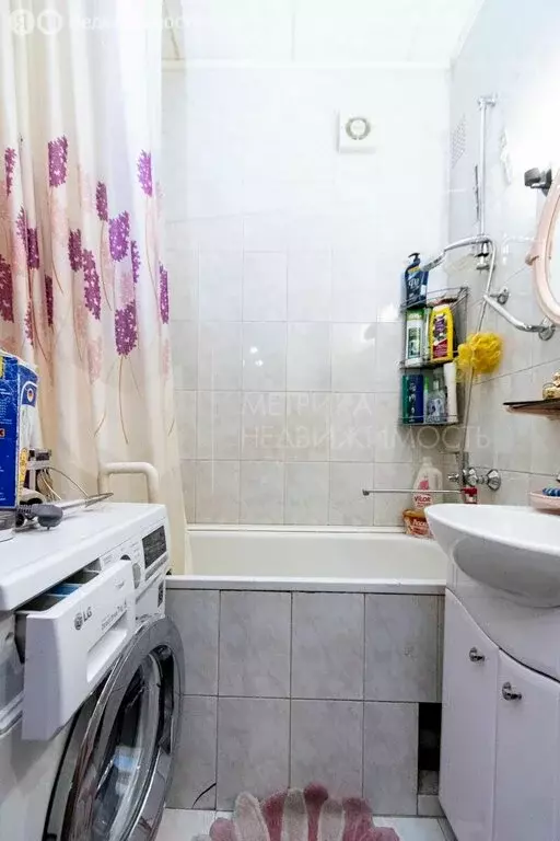 3-комнатная квартира: Тюмень, улица Салтыкова-Щедрина, 36 (81.3 м) - Фото 1