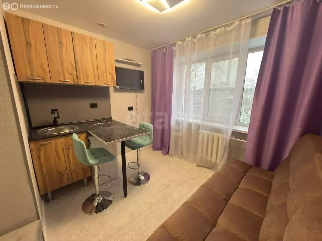 Квартира-студия: Челябинск, улица Калинина, 21А (13.3 м) - Фото 1