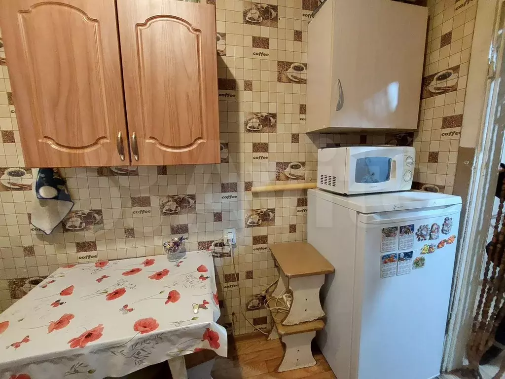 Комната 18 м в 3-к., 1/4 эт. - Фото 1