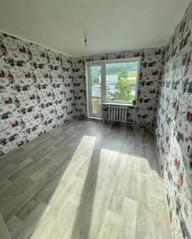 1-к. квартира, 32 м, 5/5 эт. - Фото 0