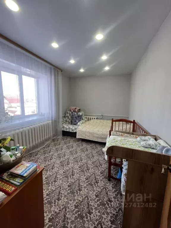 2-к кв. Омская область, Большеречье рп ул. Ленина, 48 (41.1 м) - Фото 1