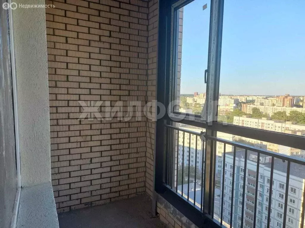 1-комнатная квартира: Новосибирск, улица Тюленина, 3 (37.9 м) - Фото 1