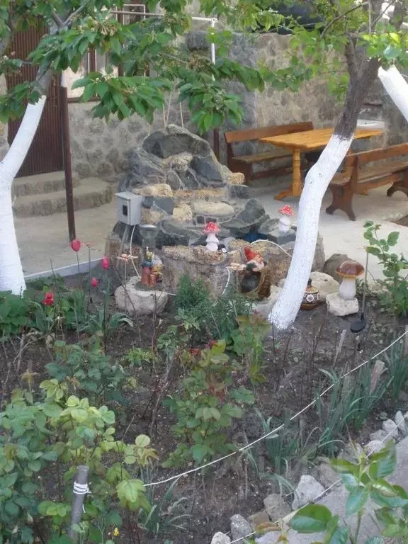 Комната Крым, Евпатория ул. Трудовая, 11 - Фото 2