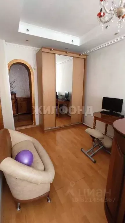 3-к кв. Новосибирская область, Тогучин ул. Лапина, 3 (61.0 м) - Фото 0