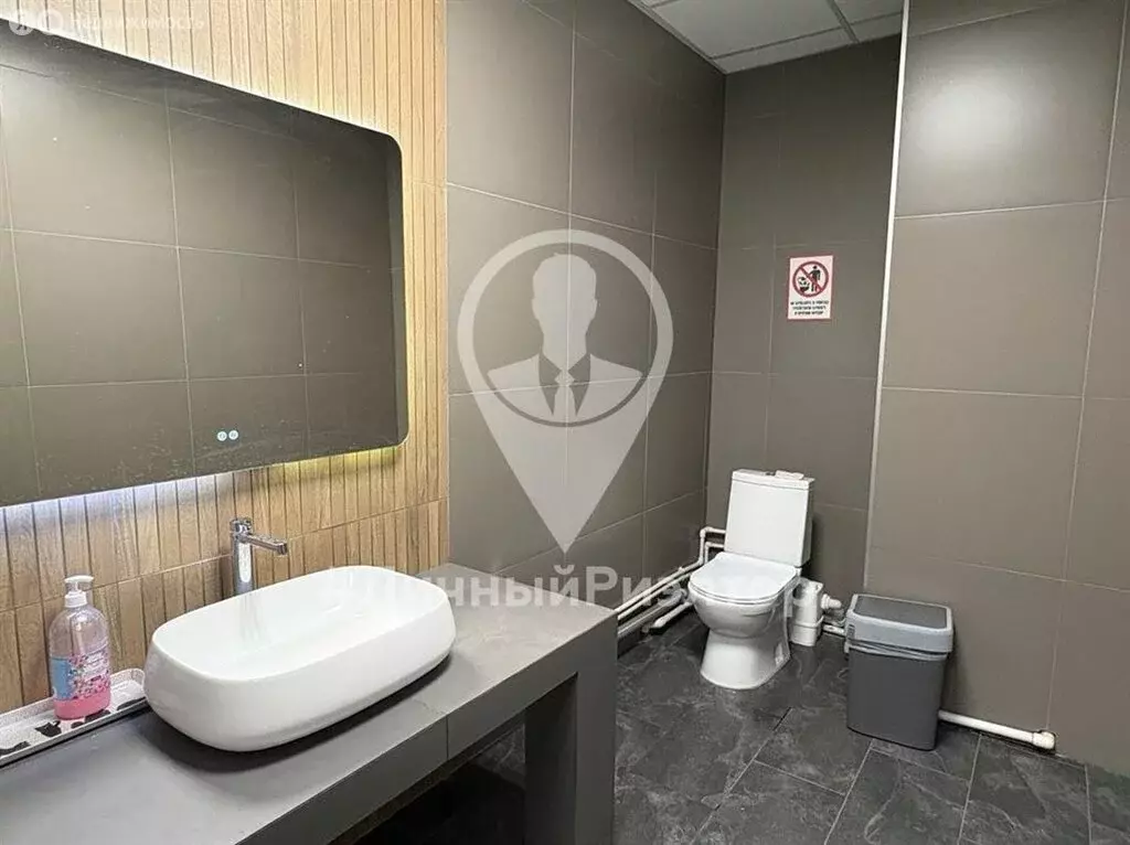 Офис (300 м) - Фото 1