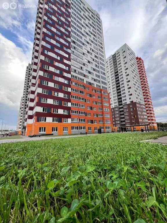 1-комнатная квартира: Оренбург, улица Юркина, 3 (44 м) - Фото 2