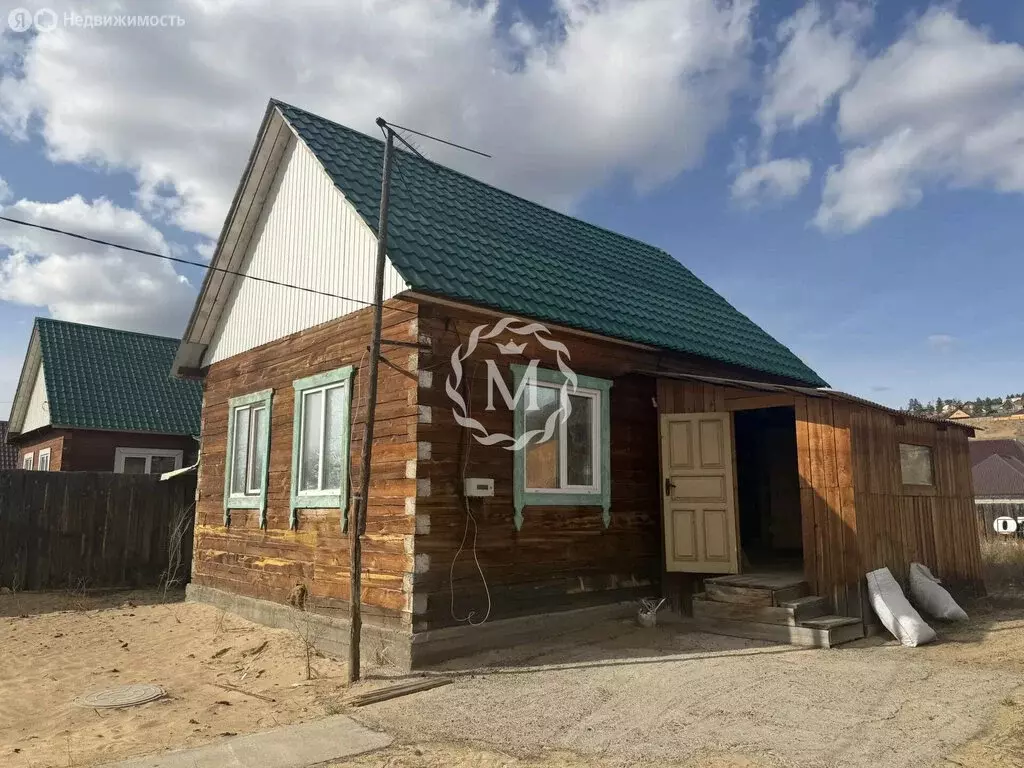 Дом в село Нижний Саянтуй, ДНТ Багульник, 3-й квартал, 836 (45 м) - Фото 1