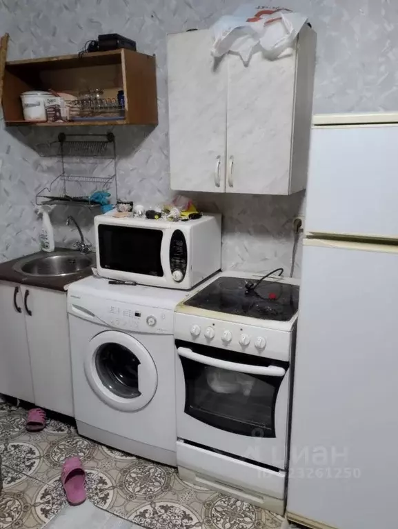 Комната Челябинская область, Челябинск просп. Ленина, 4 (12.0 м) - Фото 2