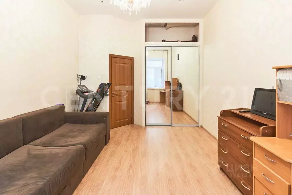 3-к кв. Санкт-Петербург 13-я Васильевского острова линия, 20 (99.8 м) - Фото 1