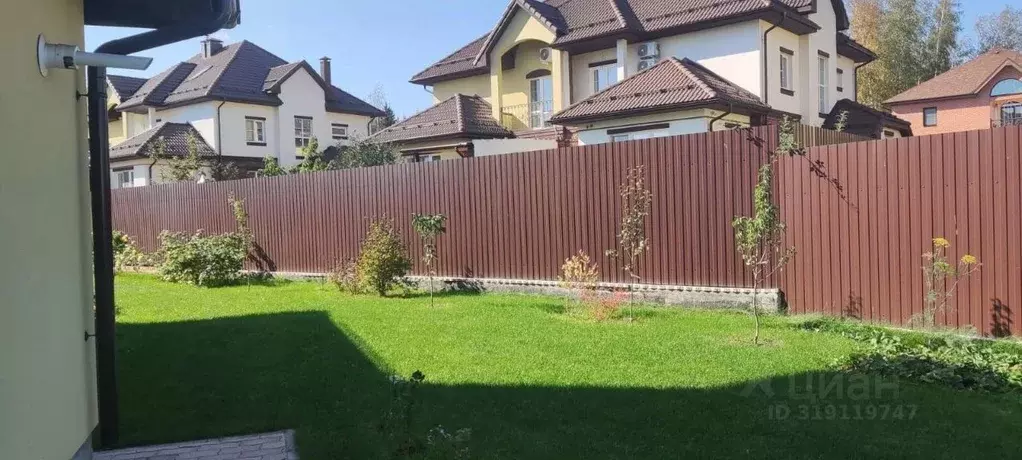 Дом в Московская область, Домодедово городской округ, д. Юсупово ул. ... - Фото 0