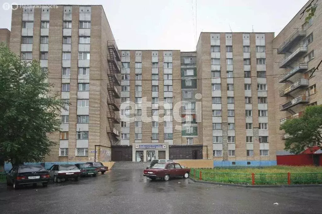 Квартира-студия: Тюмень, улица Республики, 214 (12.8 м) - Фото 1