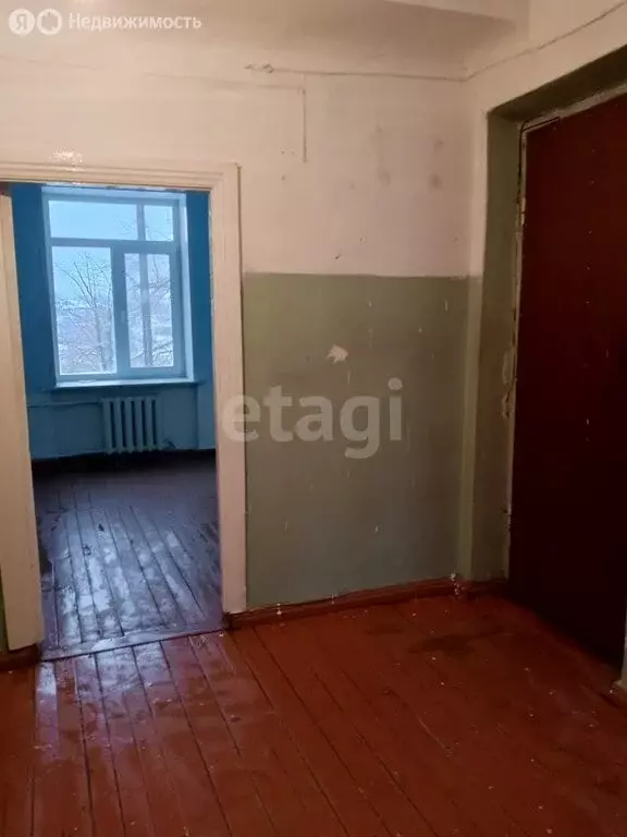3-комнатная квартира: Нижняя Салда, улица Луначарского, 143 (64 м) - Фото 1