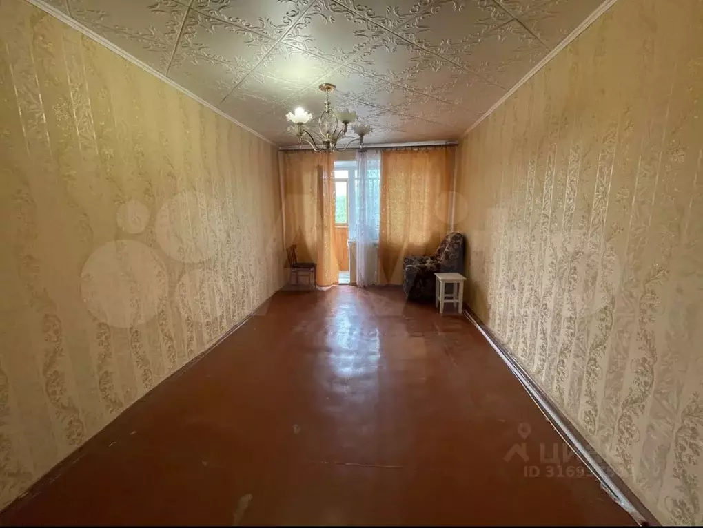 2-к кв. Башкортостан, Ишимбай ул. Чкалова, 17 (45.0 м) - Фото 0