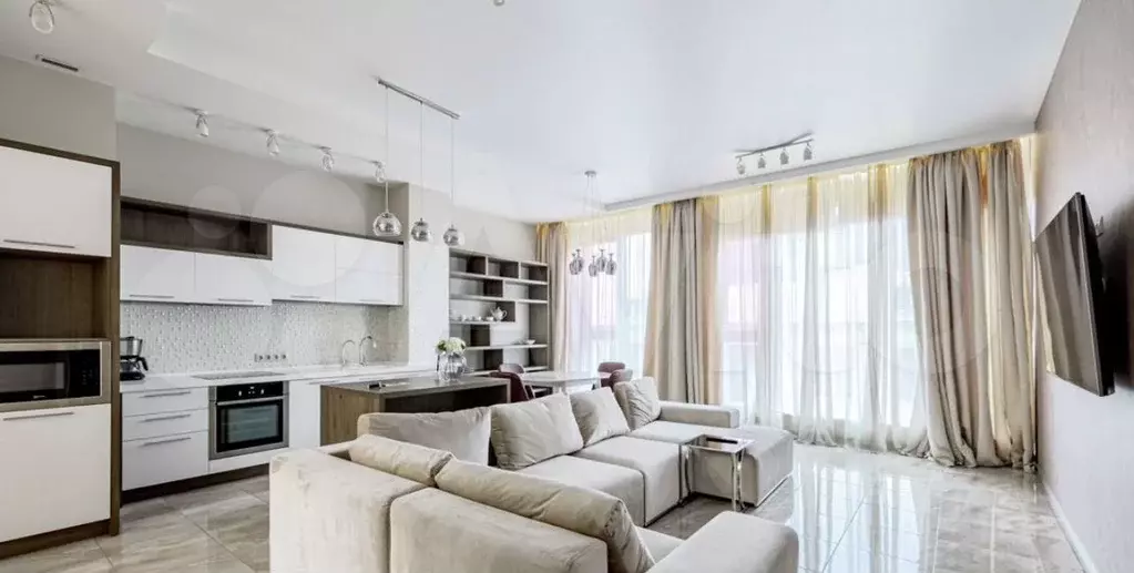 3-к. квартира, 131 м, 5/10 эт. - Фото 0
