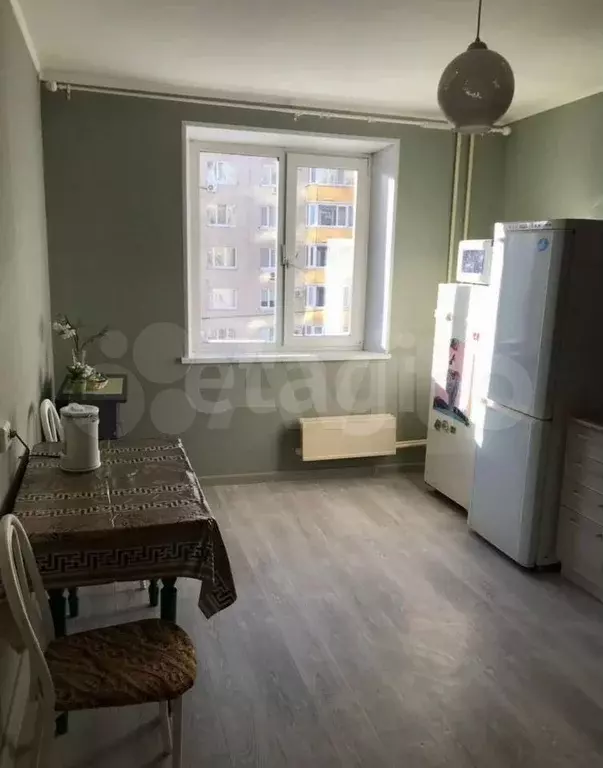 1-к. квартира, 45 м, 4/10 эт. - Фото 0