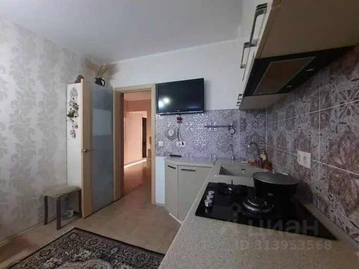 3-к кв. Татарстан, Зеленодольск Почтовая ул., 9 (70.5 м) - Фото 0