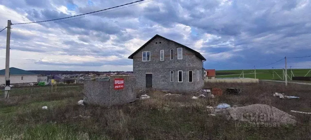 Дом в Белгородская область, Белгородский район, с. Стрелецкое ул. ... - Фото 1