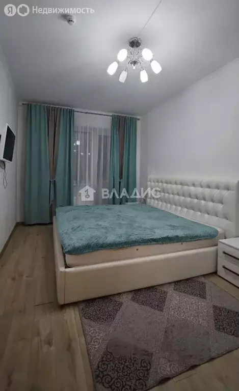 2-комнатная квартира: Тобольск, 10-й микрорайон, 68 (67 м) - Фото 0