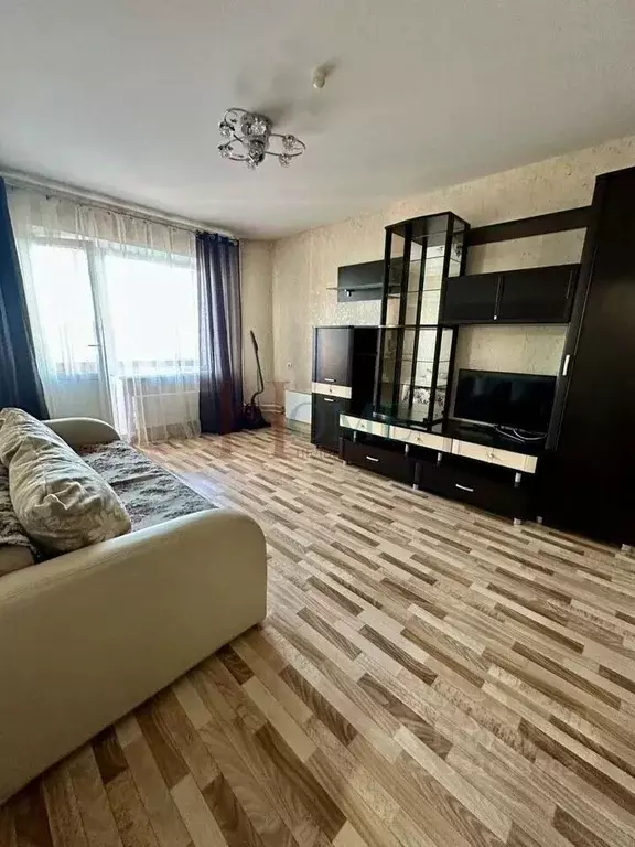 2-к кв. Новосибирская область, Новосибирск ул. Динамовцев, 17 (57.0 м) - Фото 1